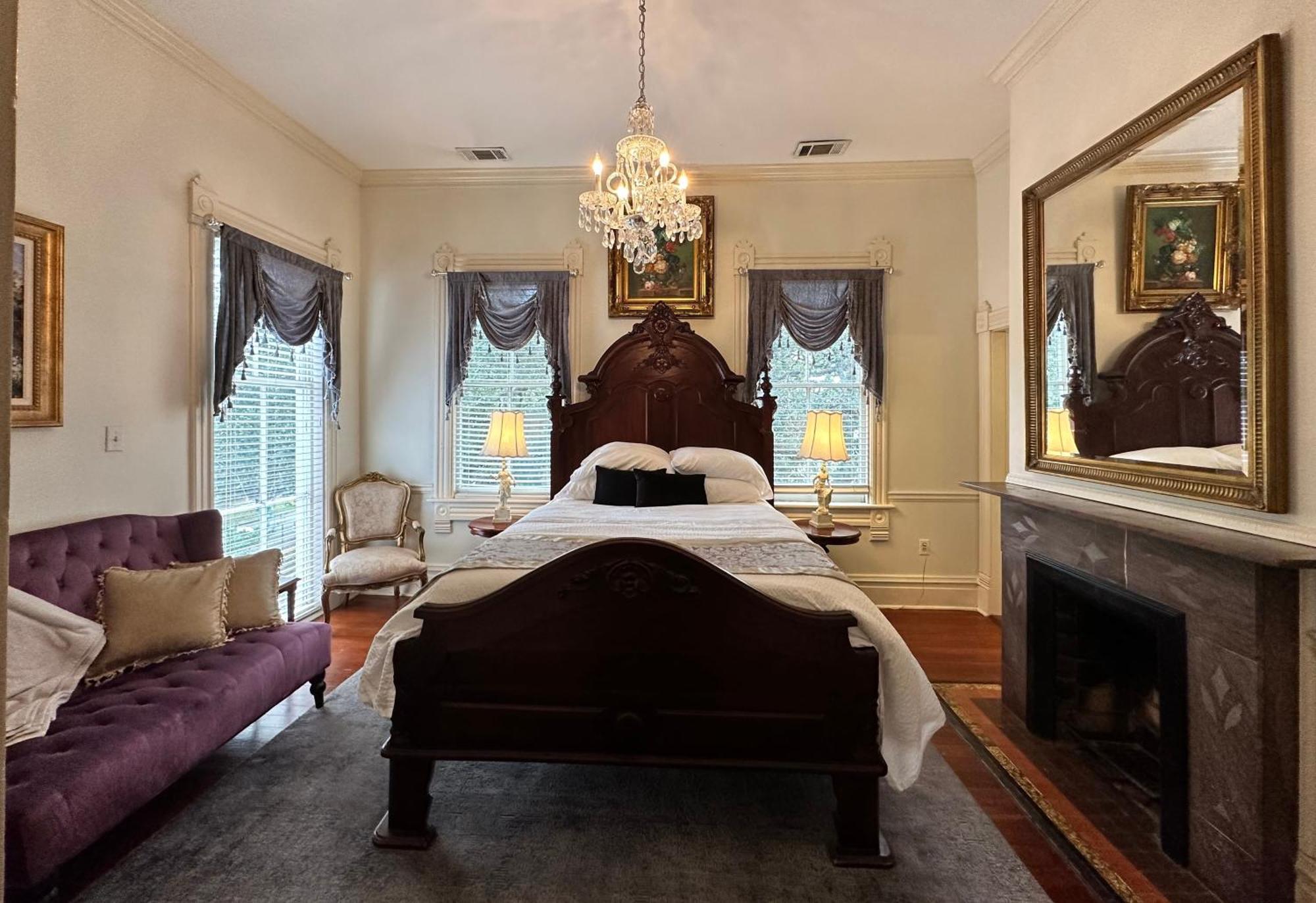 서배너 Amethyst Garden B&B 외부 사진